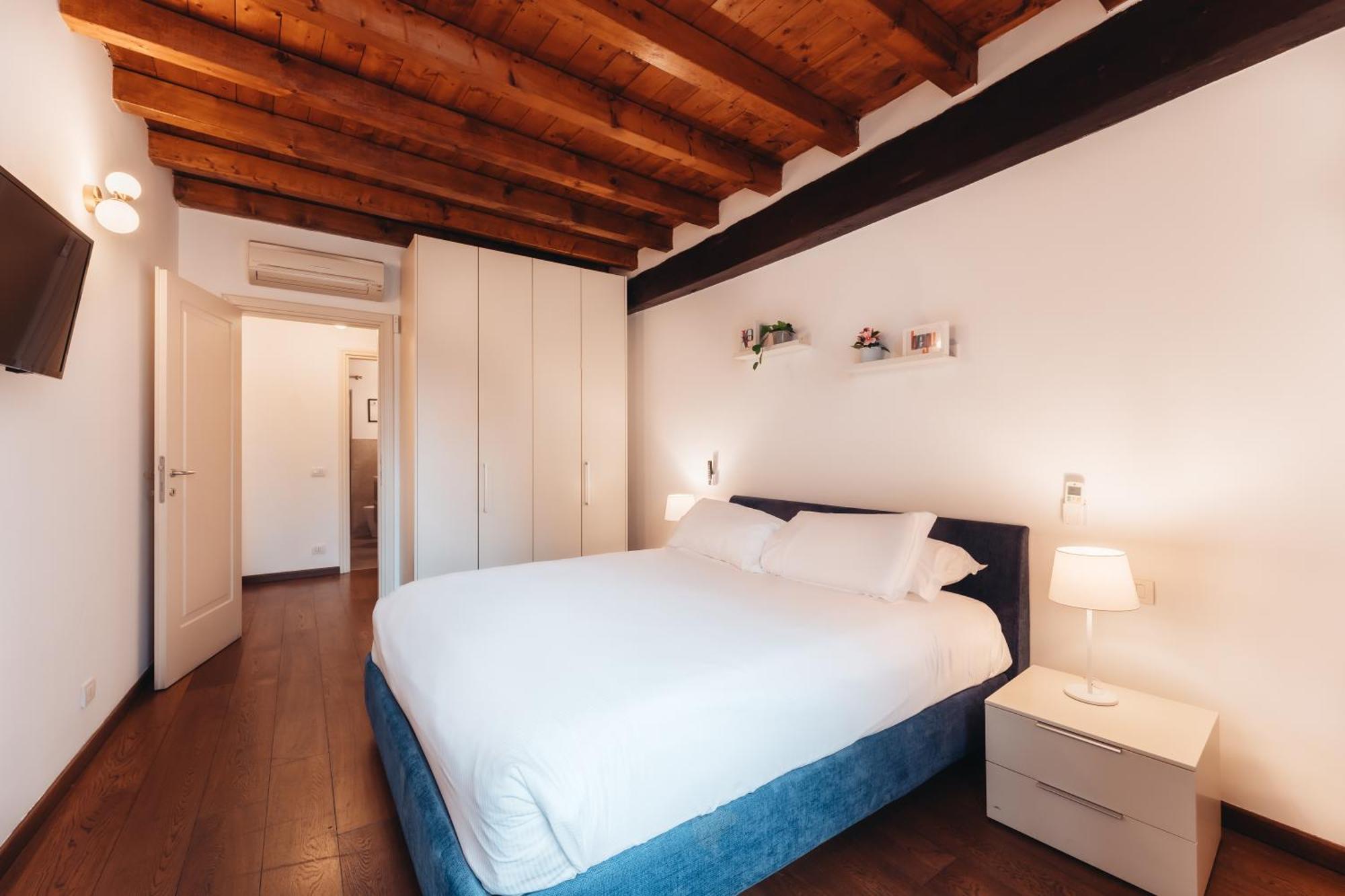 Charming Milan Apartments Brera - Madonnina Екстериор снимка
